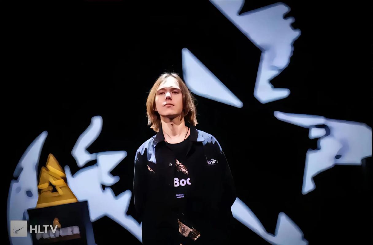 Team Heretics 在 VCT 2025： EMEA Stage 2 中以 2：0 战胜了 Team Vitality ，正式锁定了季后赛席位（Haven 13：11, Ascent 13：9）。